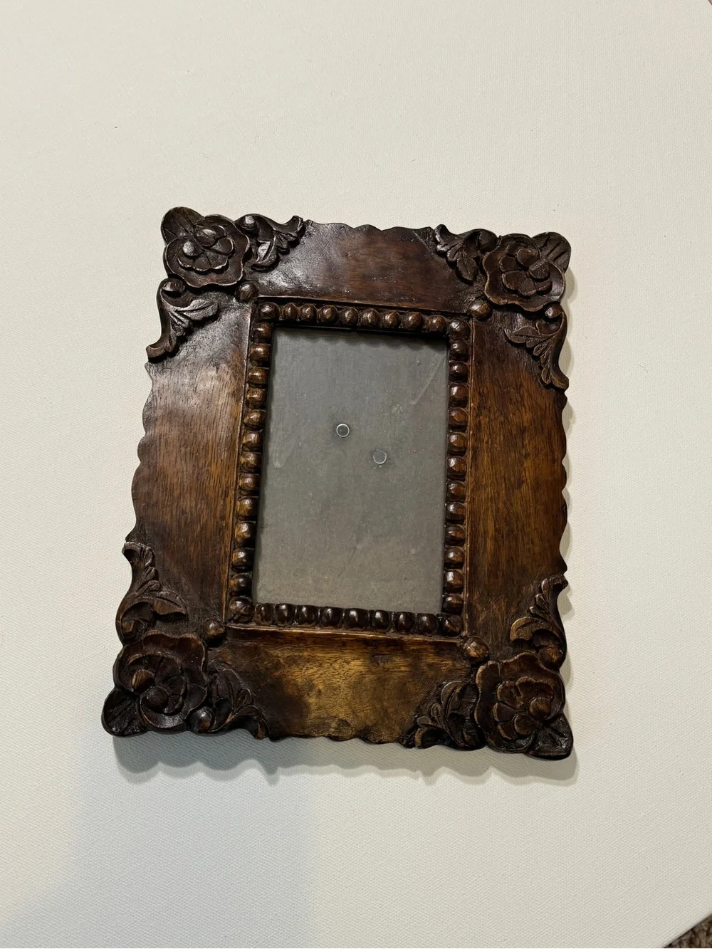 Rare Vintage Carved Wood Floral Picture Frame in Dark Brown 10